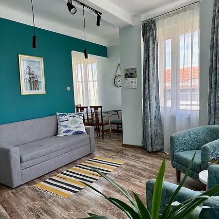 Glarus Wiht Infinity Sea View Apartman
