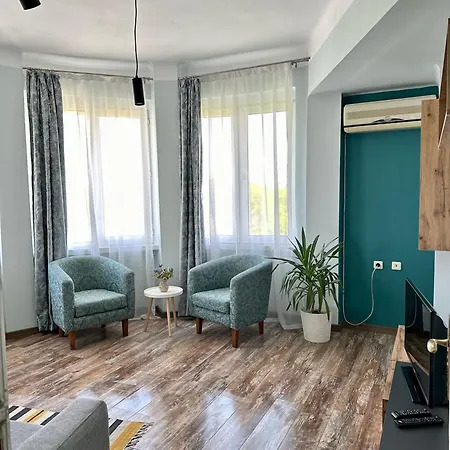 Glarus With Infinity Sea View Apartment