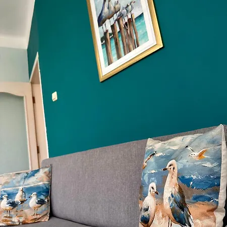 Апартамент Glarus With Infinity Sea View Варна