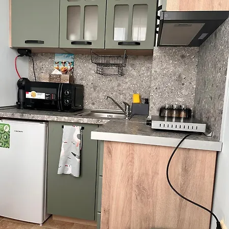 Glarus With Infinity Sea View Apartment