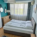 Διαμέρισμα Glarus With Infinity Sea View *