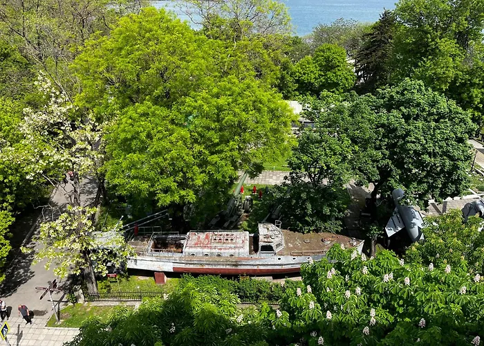 Glarus With Infinity Sea View Appartement