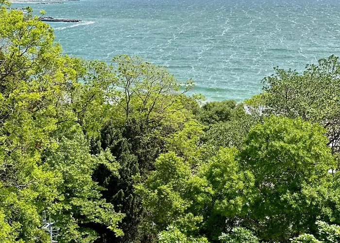 Glarus With Infinity Sea View Appartement