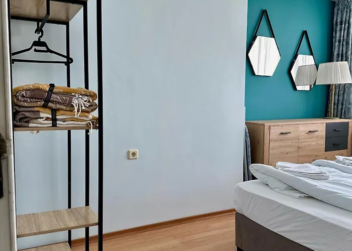 Glarus With Infinity Sea View Appartement Varna