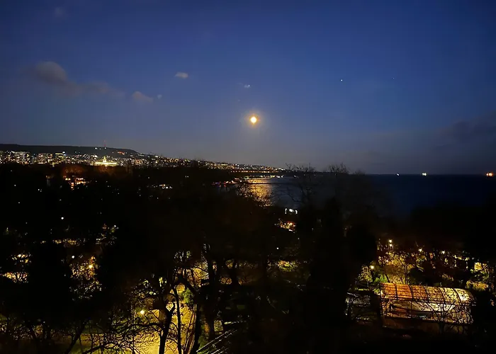 Appartement Glarus With Infinity Sea View *